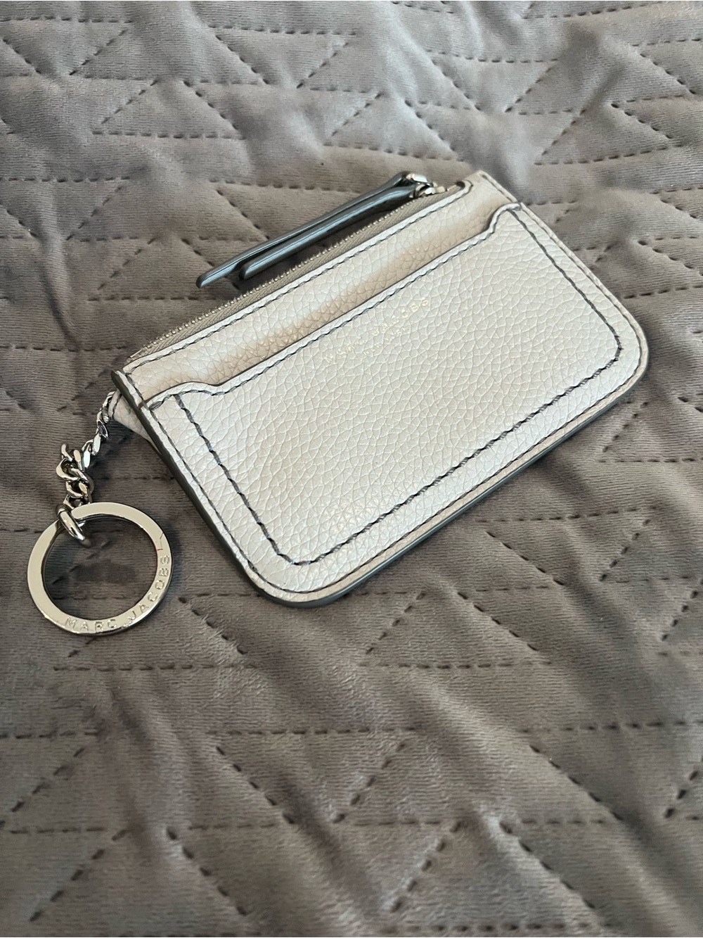 Marc Jacobs  Pebbled Leather Key Ring Card Wallet